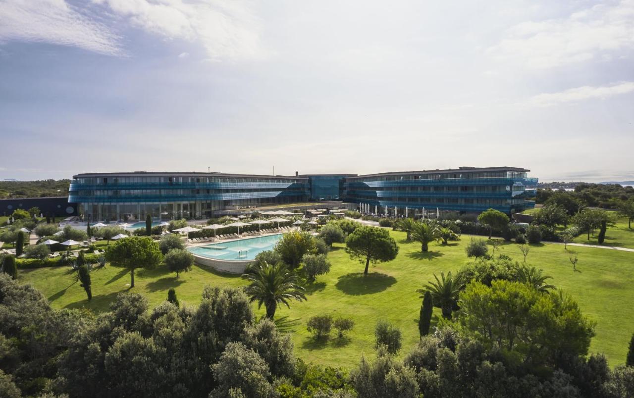 Falkensteiner Hotel & Spa Iadera Petrcane Exterior photo The hotel