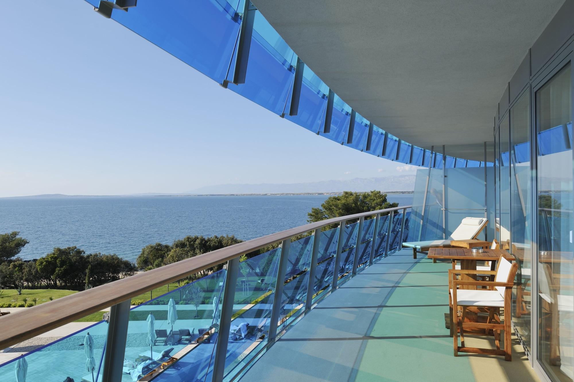 Falkensteiner Hotel & Spa Iadera Petrcane Exterior photo A balcony
