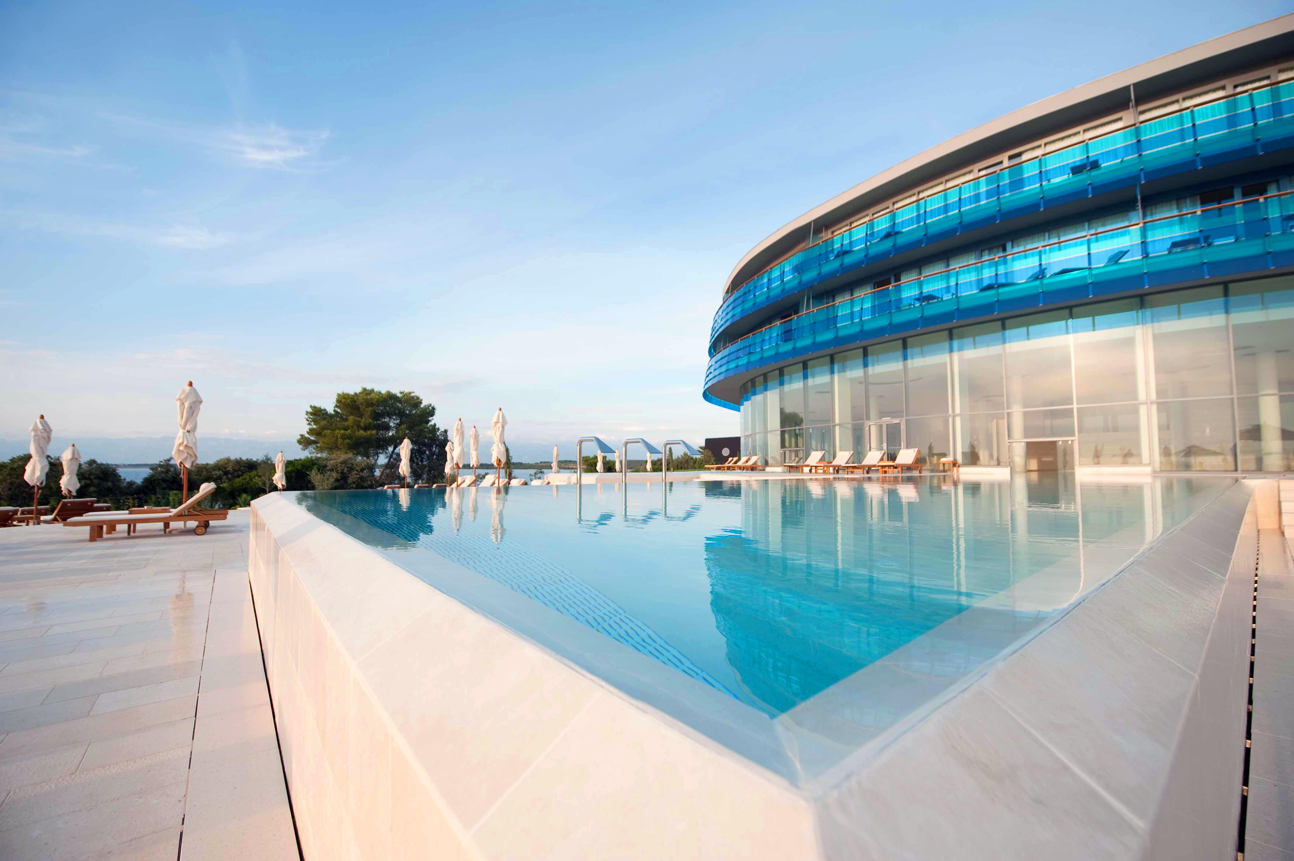 Falkensteiner Hotel & Spa Iadera Petrcane Exterior photo The hotel's swimming pool
